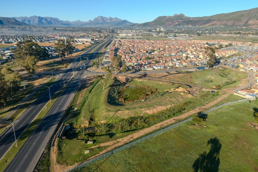 0 Bedroom Property for Sale in Mbekweni Western Cape